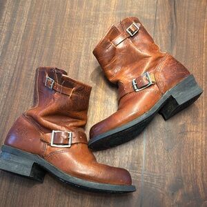 Women’s FRYE engineer boots size 6